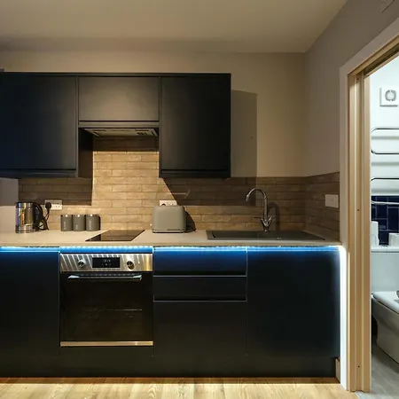 The Willow - 29 * בריסטול